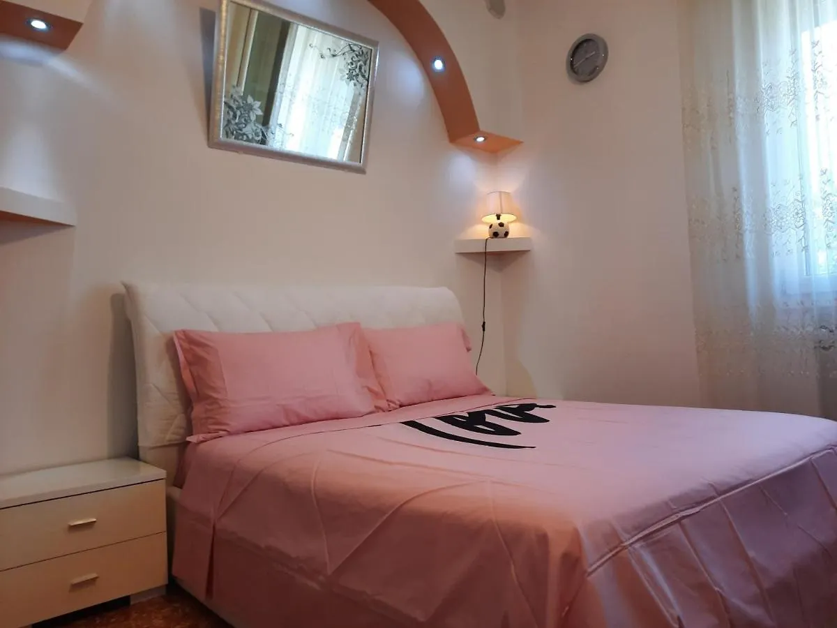 Casa Sirbu Apartment Calcara  Italy